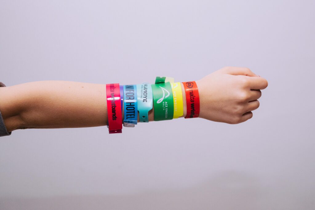 Pulseras para recaudar fondos