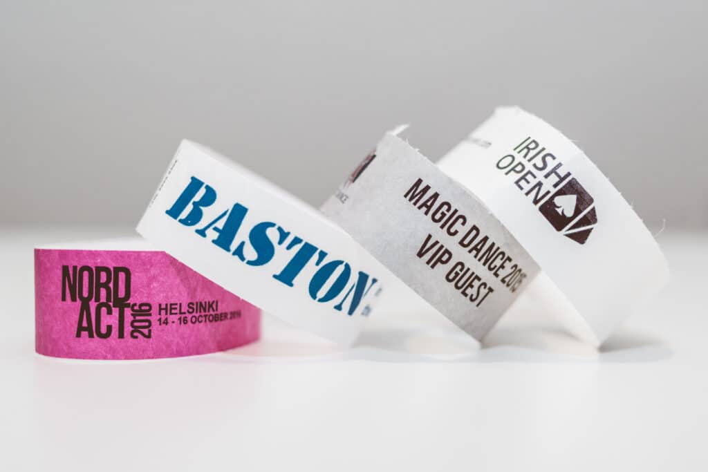 Pulseras Tyvek para escuelas